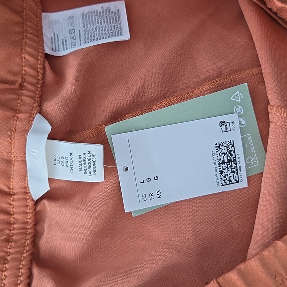 NWT H&M Lyocell-Blend Pants, Size L, Rust Orange - Picture 8 of 10